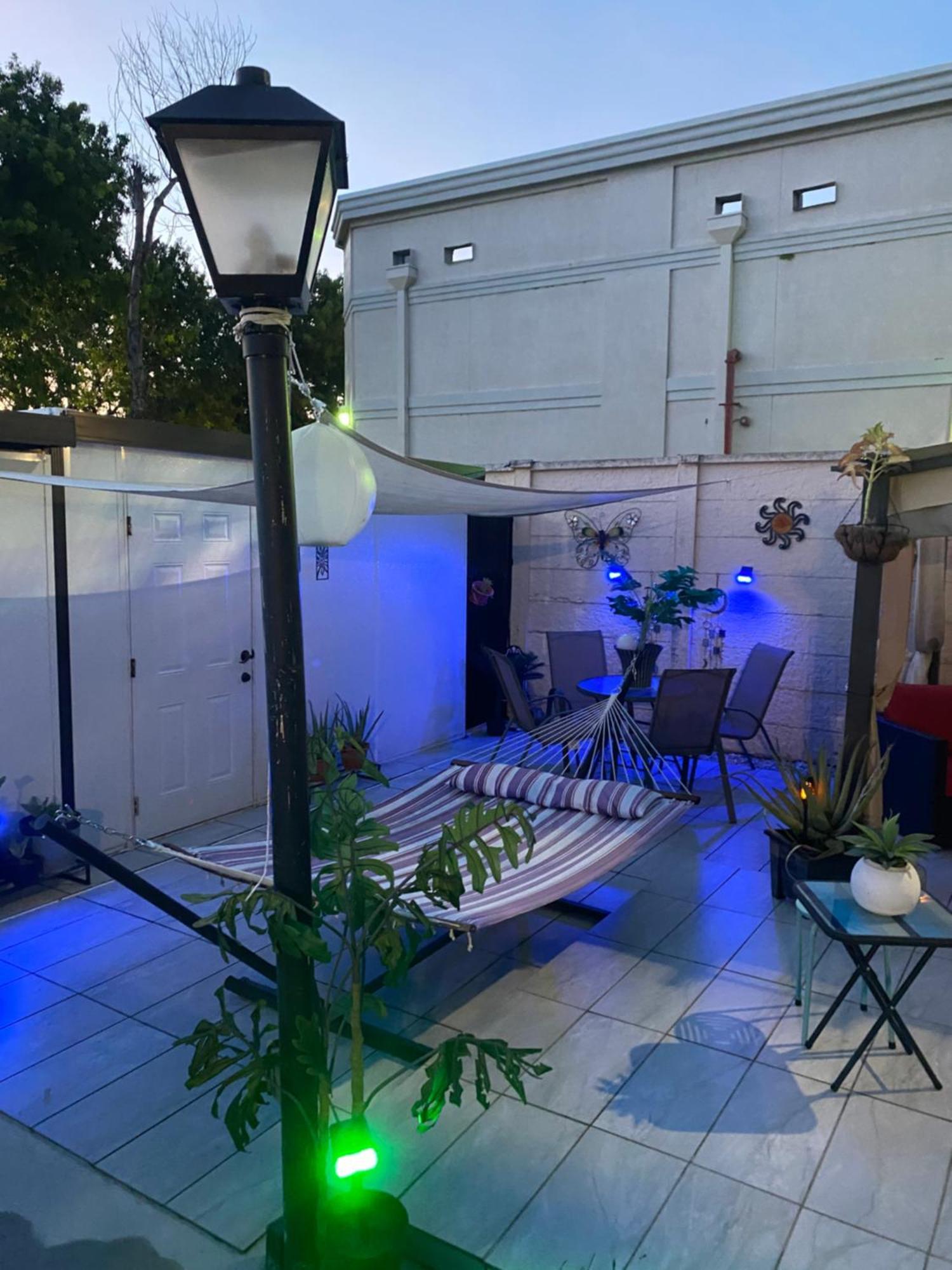 Tiny Place W Private Hot Jacuzzi 7 Min To Miami International Airport Exterior foto